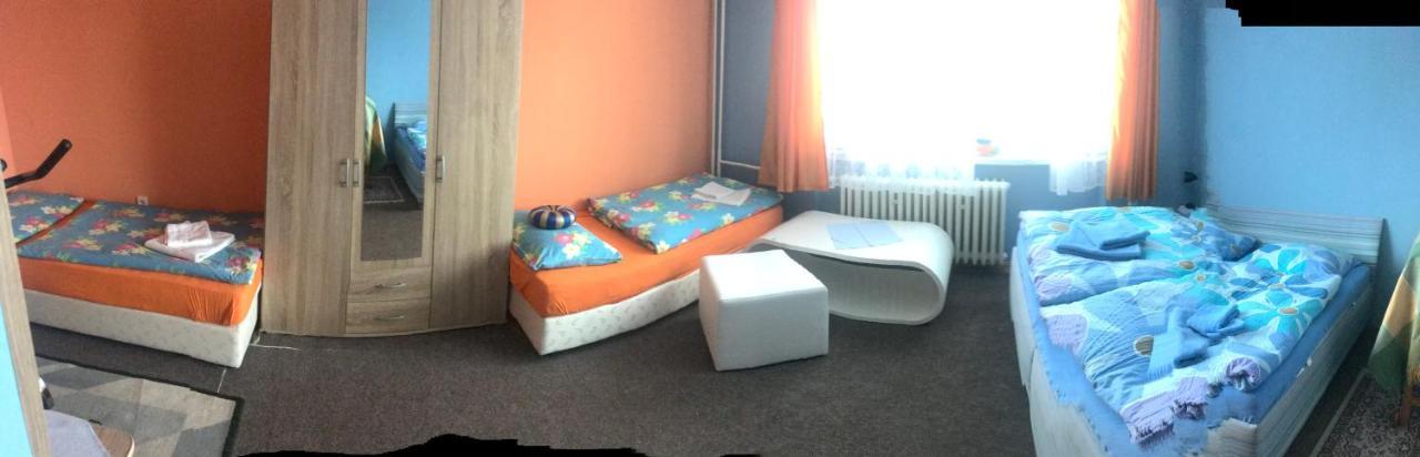 Ferienwohnung Housing Hella Nová Lesná Exterior foto